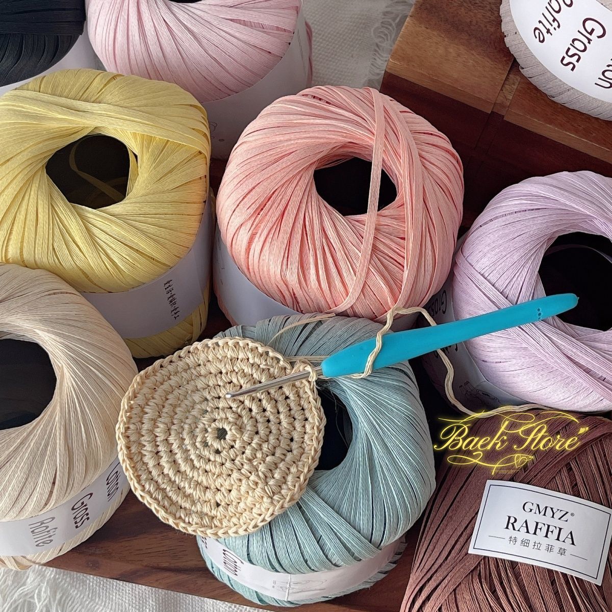 102 м/рулон, разноцветная пряж – обзор и цена Crochet Bag Raffia
